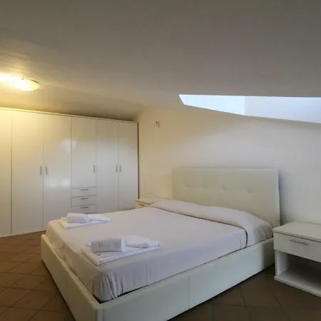 Galilei 17 * Peschiera del Garda